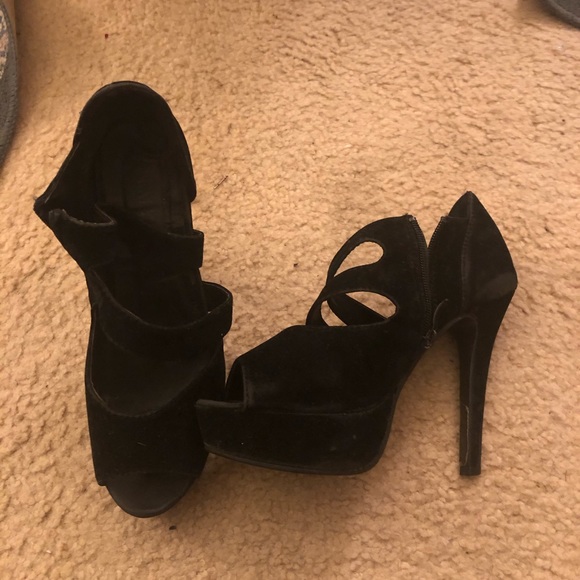 Velvet heels - Picture 2 of 4